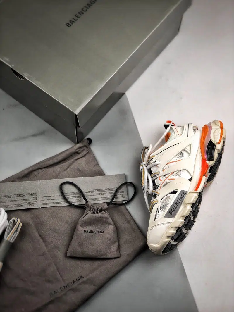 BALENCIAGA TRACK SNEAKER WHITE ORANGE 6 800x1067