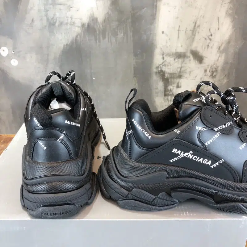 Balenciaga Triple S Sneaker Black white logo 2 800x800 Balenciaga Triple S Sneaker Black white logo 2 800x800