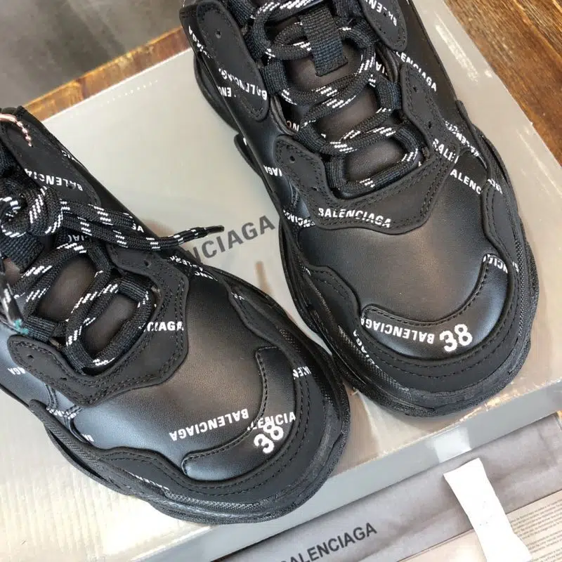 Balenciaga Triple S Sneaker Black white logo 4 800x800 Balenciaga Triple S Sneaker Black white logo 4 800x800