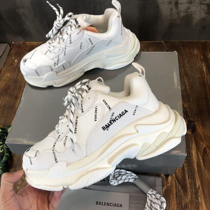 Balenciaga Triple S Sneaker Cream Logo 9 800x800