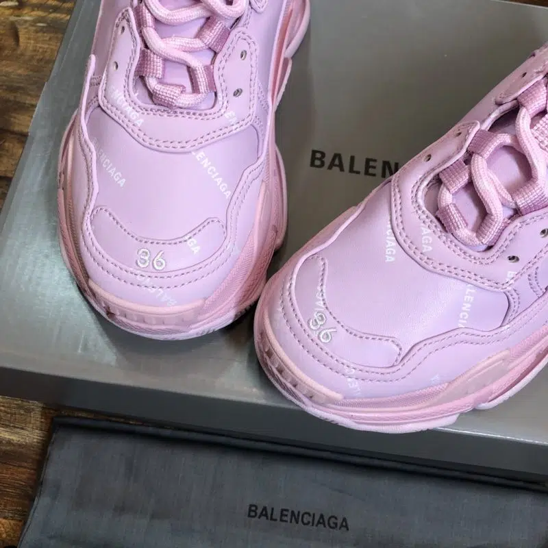Balenciaga Triple S Sneaker Pink white logo 6 800x800