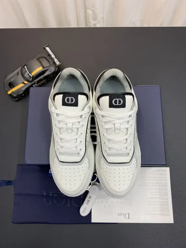 DIOR B27 Low Top Sneaker White Red logo 8 800x1067
