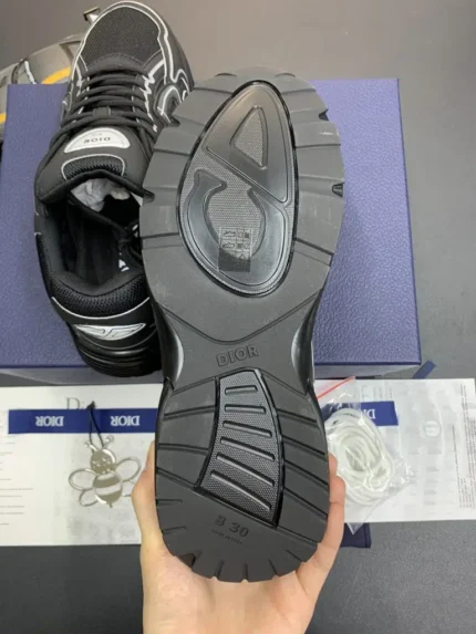 DIOR B30 Sneaker Grey 1 1 768x1024