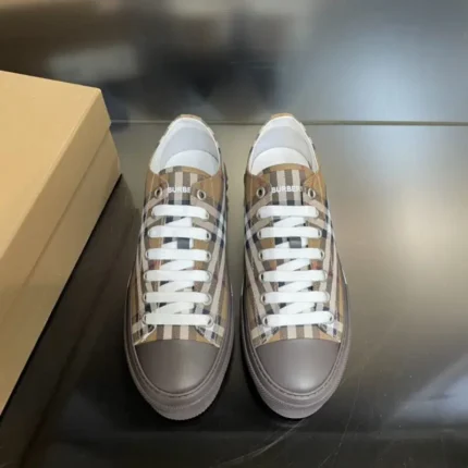 burberry cotton sneaker 1 1 800x800